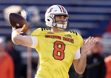 Broncos agree to terms with Jarrett Stidham as No. 2 QB for 2023, sources say